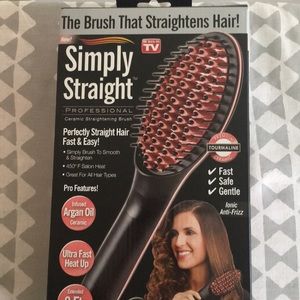 Simply Straight Hair Brush. Never opened. New!